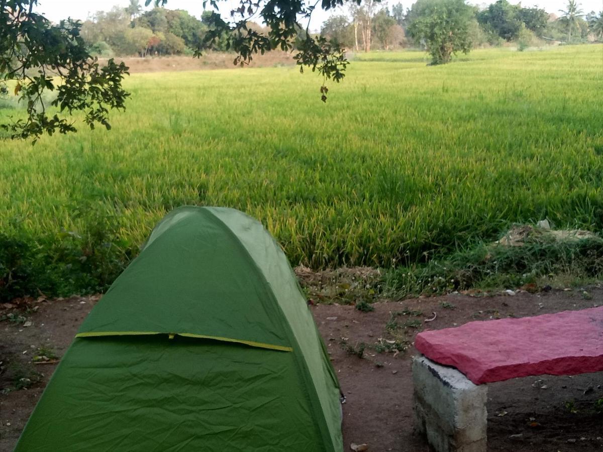 Sunrise Guest House & Restaurant Hampi Exterior photo
